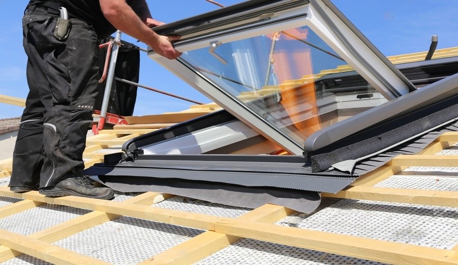 installation and assembly of new roof windows